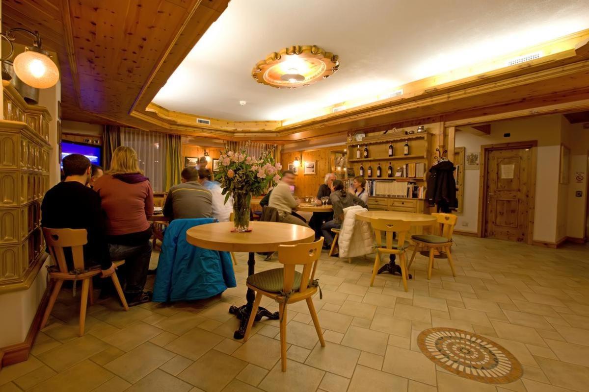 Hotel Garni Al Plan Livigno Kültér fotó