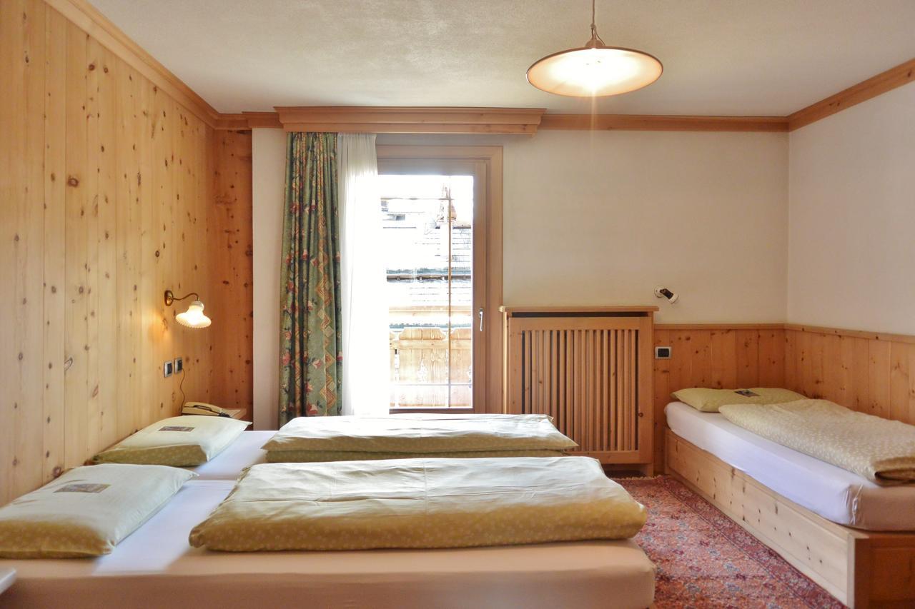 Hotel Garni Al Plan Livigno Kültér fotó