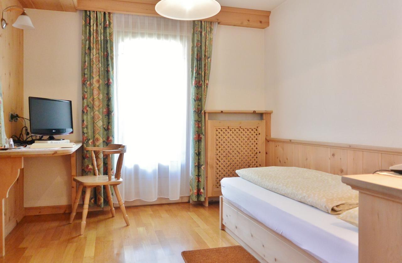 Hotel Garni Al Plan Livigno Kültér fotó
