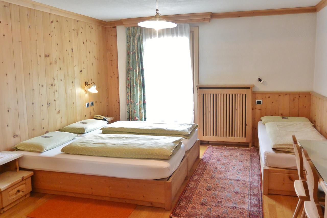 Hotel Garni Al Plan Livigno Kültér fotó