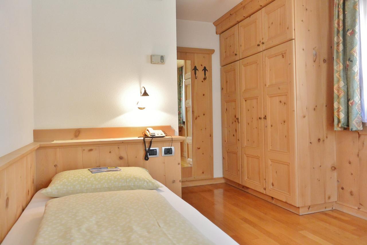 Hotel Garni Al Plan Livigno Kültér fotó