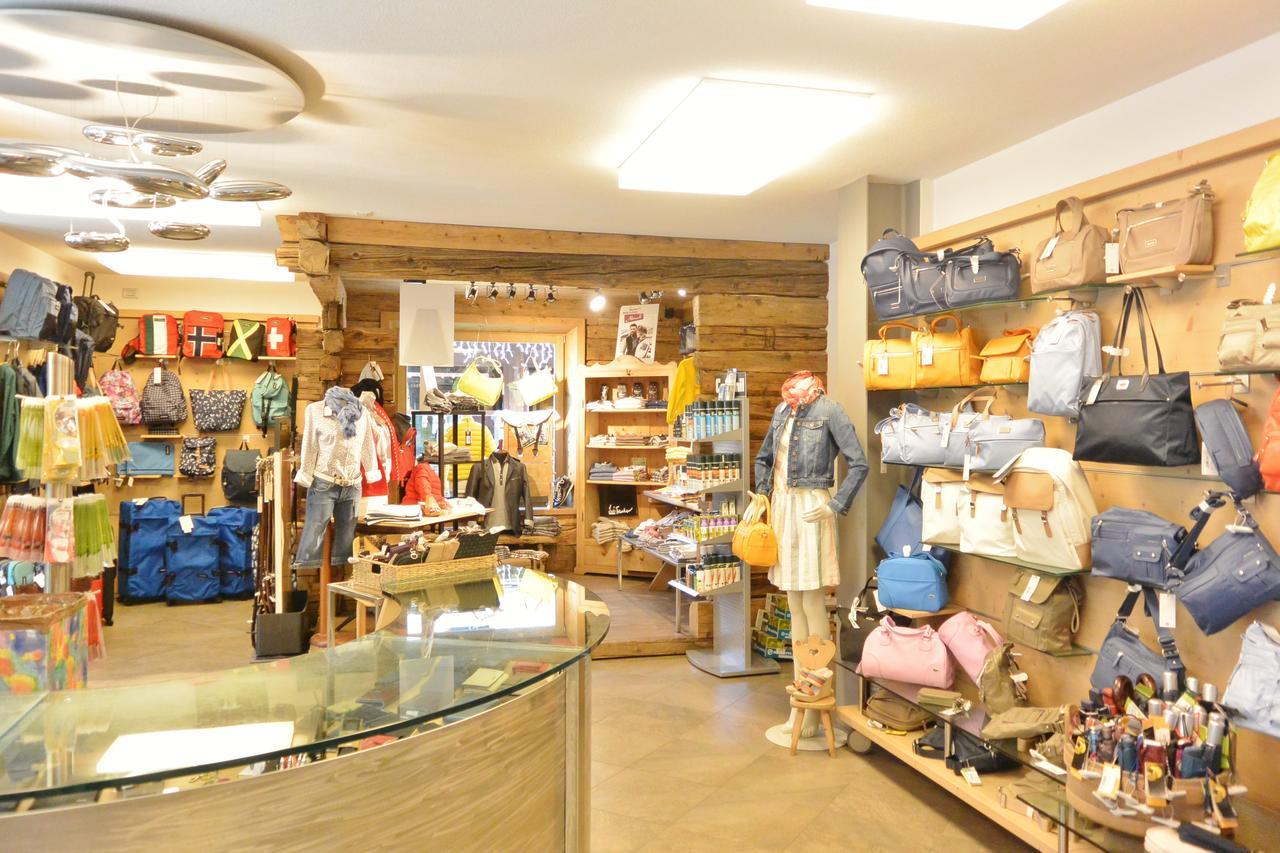 Hotel Garni Al Plan Livigno Kültér fotó