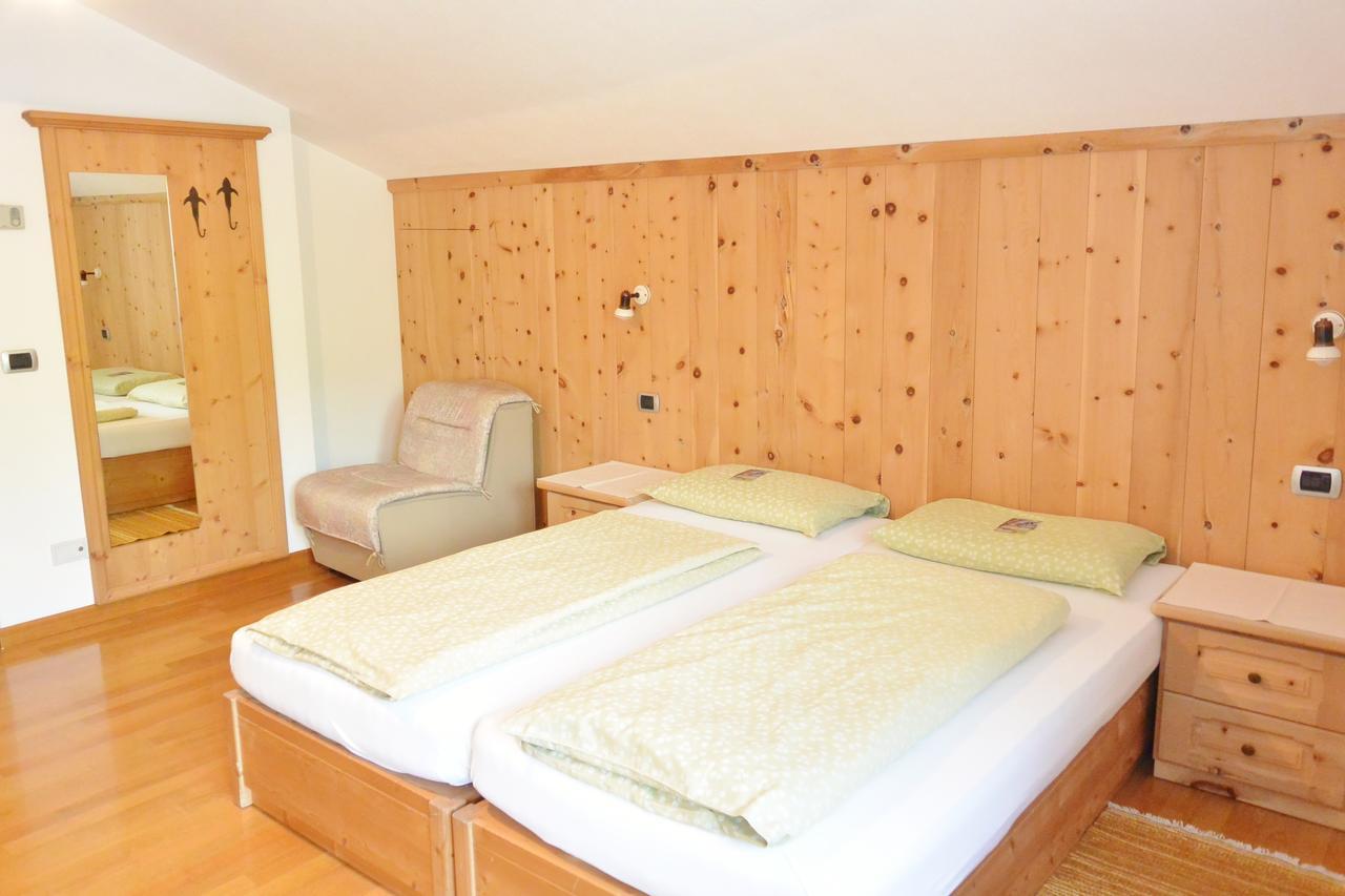 Hotel Garni Al Plan Livigno Kültér fotó