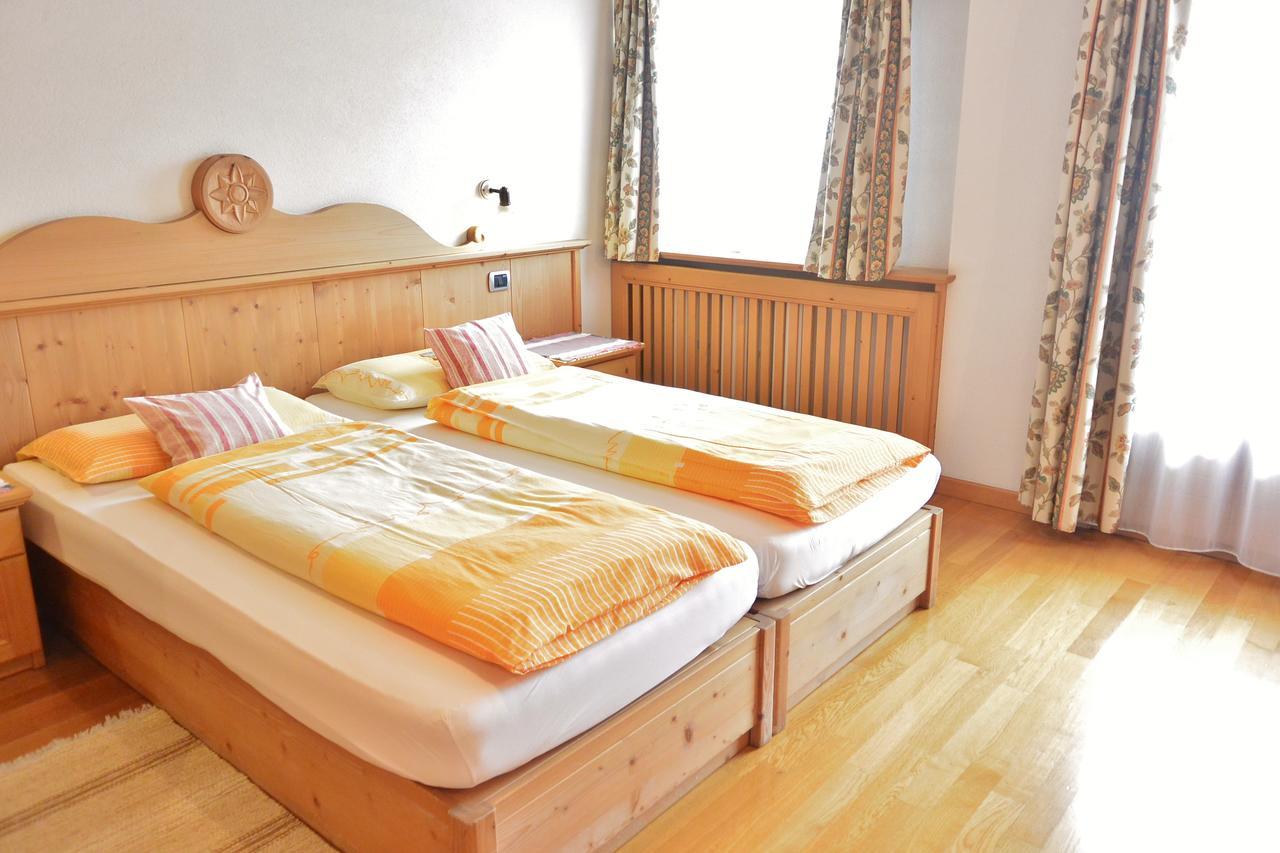 Hotel Garni Al Plan Livigno Kültér fotó